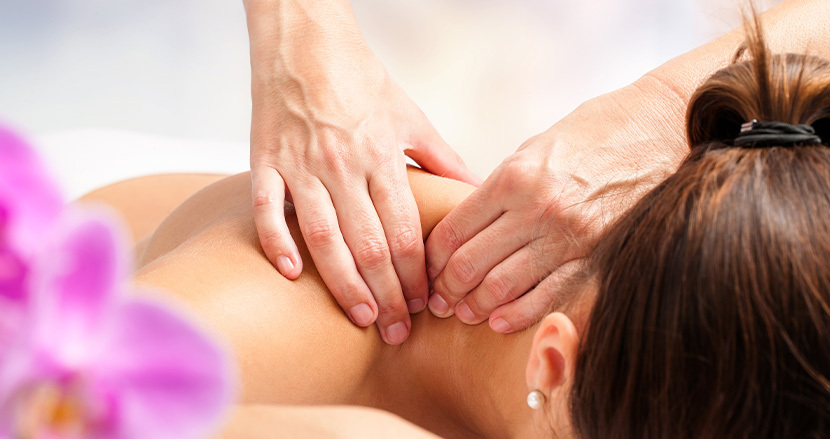 El masaje revitalizante que libera tu cuerpo y renueva tu bienestar