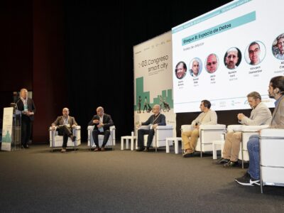 Más de 50 ciudades diseñan en el III Congreso Internacional de Smart Cities, en Las Rozas, cómo serán las ciudades del futuro