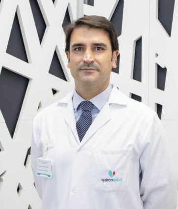 Alberto Hernández, traumatólogo de Policlínica Gipuzkoa: «La densitometría DXA nos ayuda a realizar un diagnóstico precoz de la osteoporosis»