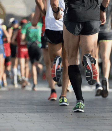 Dr. Adrián Cuellar, jefe del Servicio de Traumatología de Policlínica Gipuzkoa: «No basta con tener resistencia, un buen tono muscular ayuda tanto en la carrera como en la recuperación»