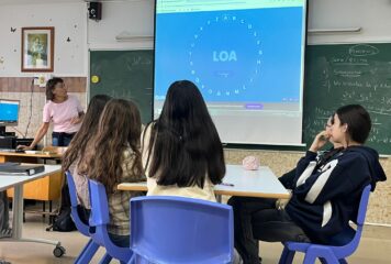 La Fundación Quirónsalud acerca hábitos saludables a las aulas de Vitoria con talleres sobre sueño, ejercicio y salud digital