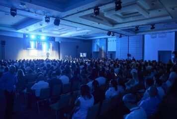 Salerm Cosmetics reúne a más de 600 profesionales internacionales en una espectacular gala de tendencias