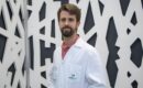 <div>Dr. Alejandro González, urólogo de Policlínica Gipuzkoa: «Las autovacunas bacterianas abren una nueva vía para combatir las infecciones urinarias de repetición»</div>