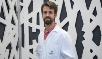 <div>Dr. Alejandro González, urólogo de Policlínica Gipuzkoa: «Las autovacunas bacterianas abren una nueva vía para combatir las infecciones urinarias de repetición»</div>