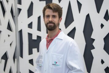 <div>Dr. Alejandro González, urólogo de Policlínica Gipuzkoa: «Las autovacunas bacterianas abren una nueva vía para combatir las infecciones urinarias de repetición»</div>