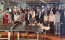 Almeida apadrina la Fundación Red Parkinson y se compromete a buscar espacios para practicar tenis de mesa